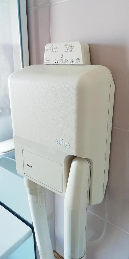 L'Alloggio Di Anna Maria Camera Con Bagno Privato 엠폴리 외부 사진